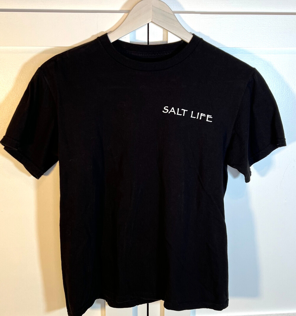 Salt Life - Tee Shirt Men's S Pirate Skull and Octopus Print on Back